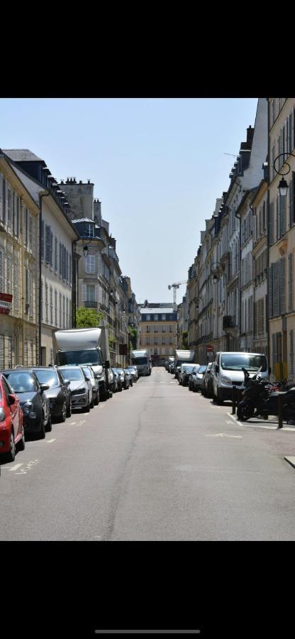 Le Petit Trianon, Parc Du Chateau Apartment Versailles Exterior photo